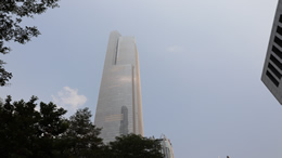 小鹏集团启用全球首条高阶通用人形机器人自动化产线